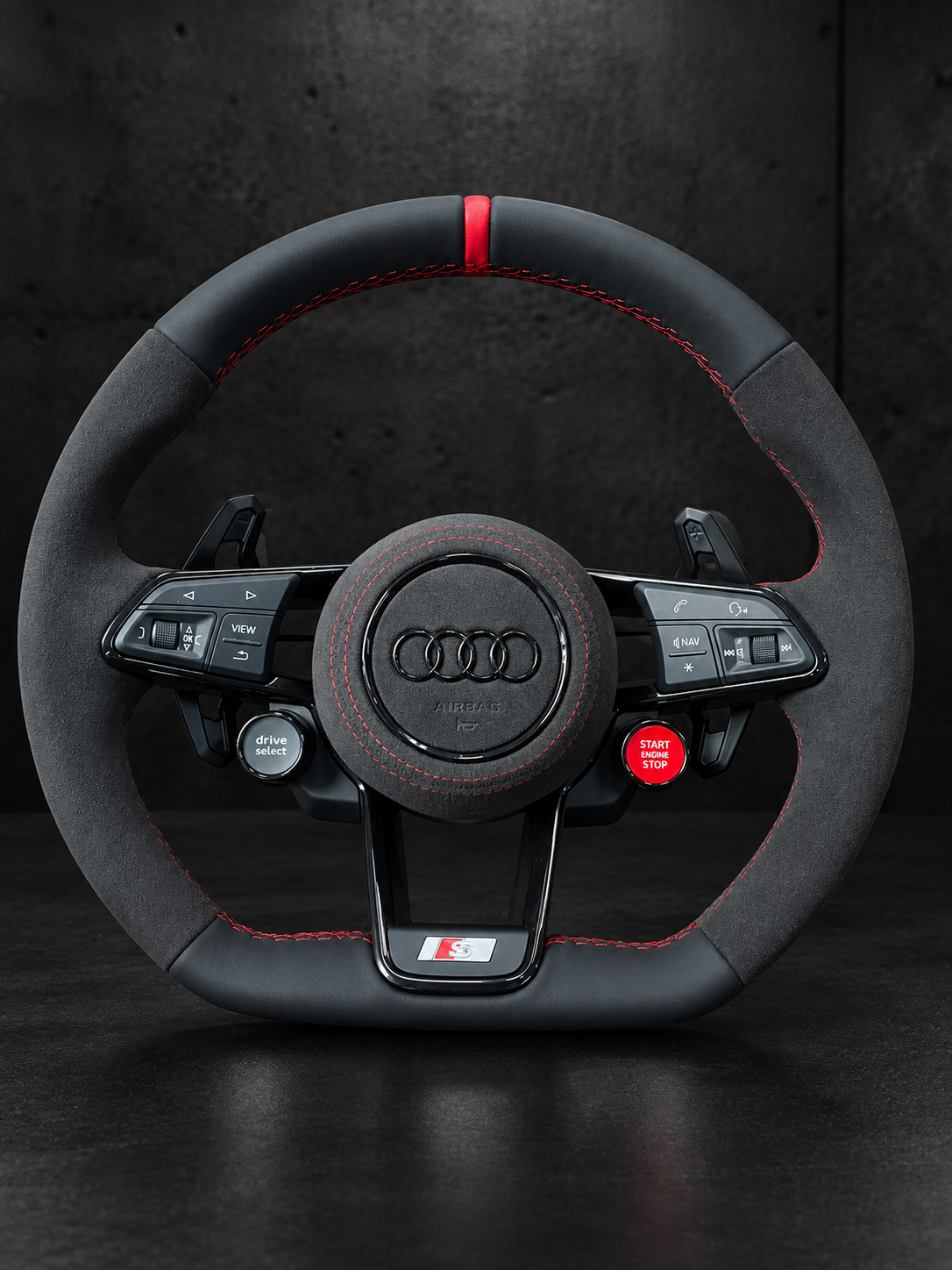 Volante Audi Sport – Alcantara y Costuras Rojas