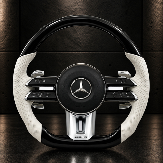 Volante Mercedes-AMG Negro Piano y Cuero Blanco Perforado